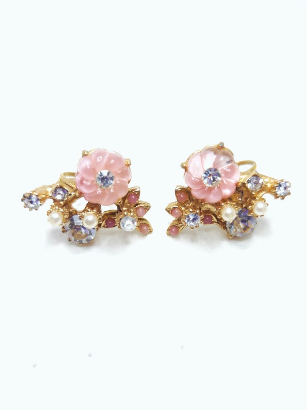 Vintage Pink Glass Rhinestone and Faux Pearl Screwback Earring